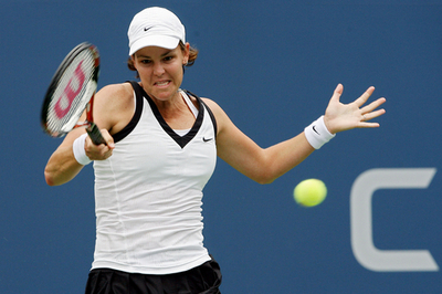 ダベンポート ウズニアッキを下し2回戦へ