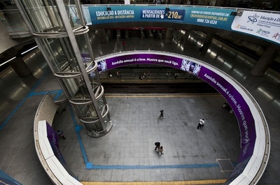 サンパウロ地下鉄、罰金命令もスト続行へ