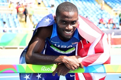 クレメントが金メダル獲得、陸上男子400mハードル