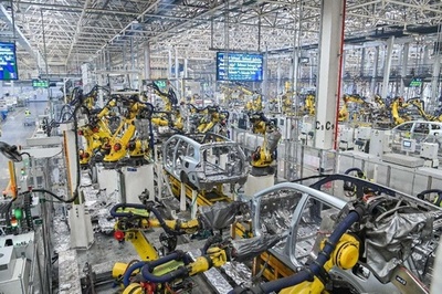 中国で「年産1000万超」を導いた「テスラ効果」とは