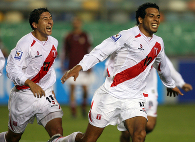 ペルー ベネズエラに勝利