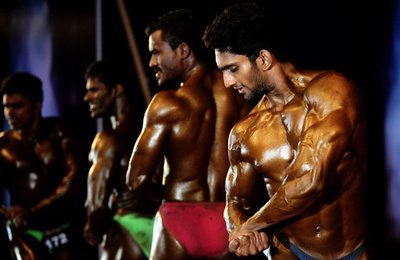 鋼の肉体を見よ！インドのボディービル大会「ミスター・スチールマン」