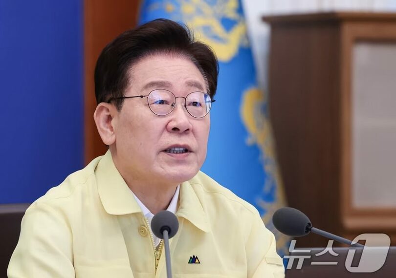 18日、大統領府で開かれた第1回乙支国務会議で発言するイ・ジェミョン（李在明）大統領(c)news1