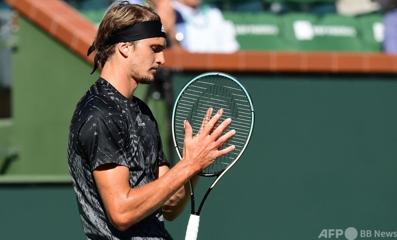 チチパス、ズベレフも敗れる波乱 BNPパリバOP4強逃す