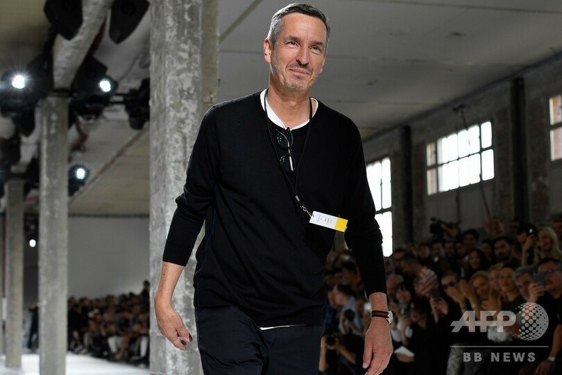 無駄を生む過酷スケジュール見直しを 大物デザイナーら呼び掛け