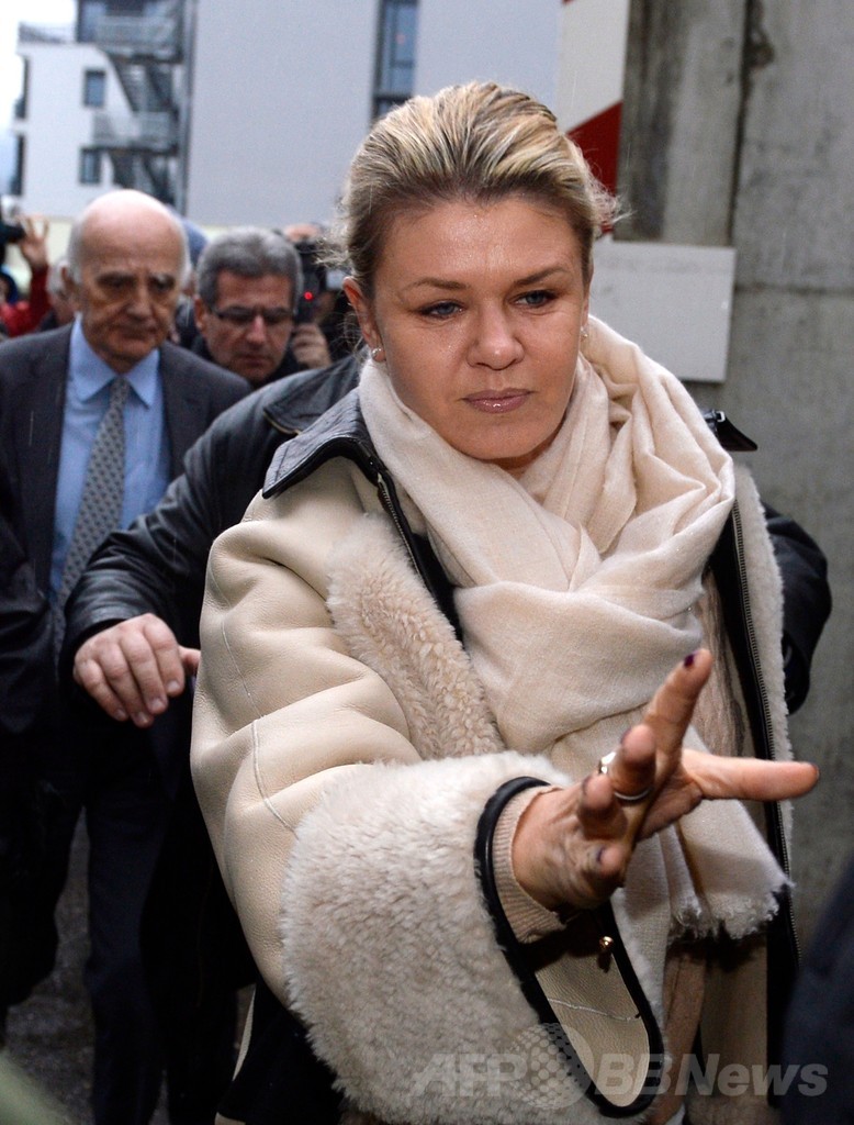 仏当局、シューマッハ氏のヘルメットに取り付けられたカメラを調査