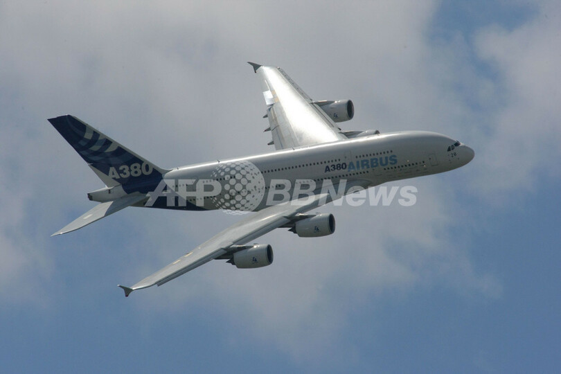 パリ国際航空ショー、一般公開始まる