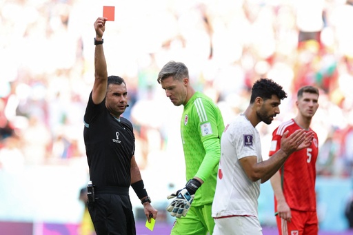 イランが後半at2発でウェールズ撃破 決勝tに望み カタールw杯 写真15枚 国際ニュース Afpbb News