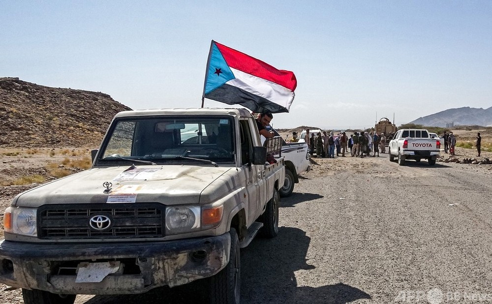 イエメン、暫定政府と南部分離独立派が新内閣 フーシ派に対抗