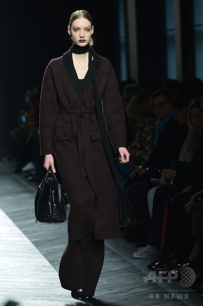 「ボッテガ・ヴェネタ」16/17年秋冬コレクション