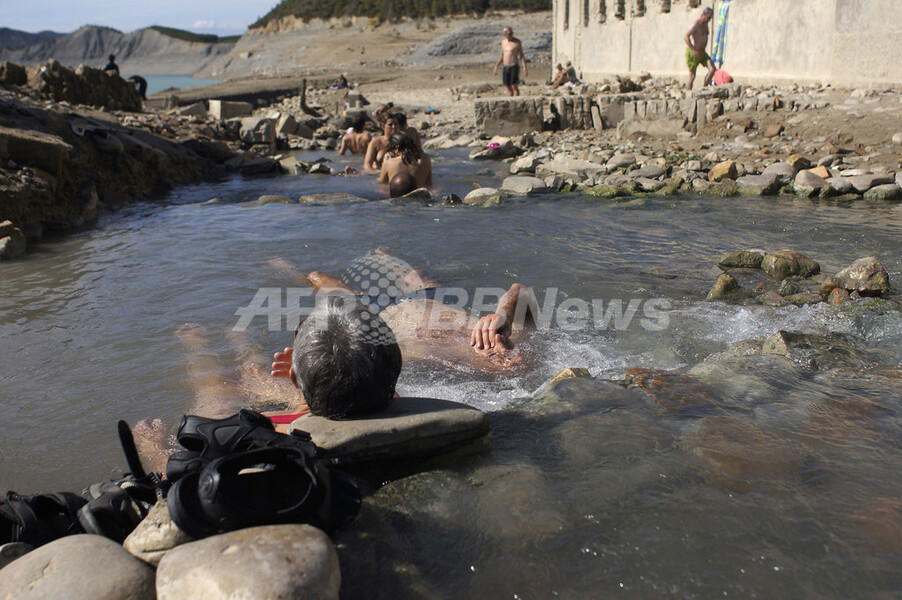 遺跡の隣で露天温泉はいかが？スペイン