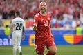 サッカー欧州選手権、グループC、スロベニア対デンマーク。先制点を喜ぶデンマークのクリスティアン・エリクセン（2024年6月16日撮影）。(c)DAMIEN MEYER / AFP