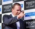 都内で行われた最新主演ドラマ『TOUCH／タッチ（Touch）』の記者会見に出席した俳優キーファー・サザーランド（Kiefer Sutherland、2012年9月3日撮影）。(c)AFP/Yoshikazu TSUNO