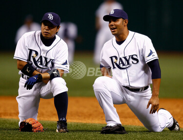 岩村明憲 本拠地開幕戦で4打数1安打 写真2枚 国際ニュース：AFPBB News