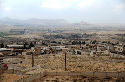 シリア政府軍、反体制派の重要拠点ヤブルードに進攻