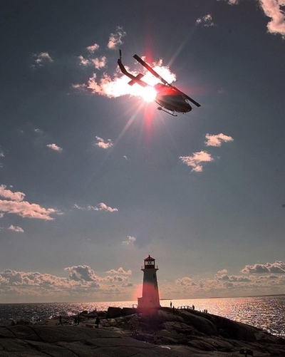 オーストラリアを目指した旅行客がカナダに到着、その原因は？