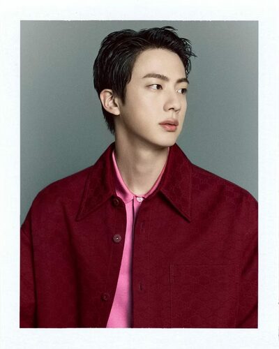 Gucci、新たなグローバルブランドアンバサダーにBTS JIN