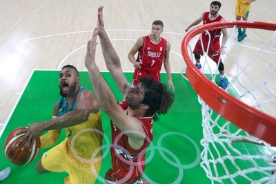 リオ五輪豪代表9人、身分証改造で罰金処分に バスケ準決勝目的で