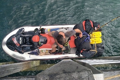 水上バイクでパプアへ逃亡図る、豪警察が英国籍の男の身柄拘束