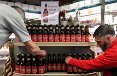 英ウィンザーの醸造所、ヘンリー王子の結婚記念ビール発売