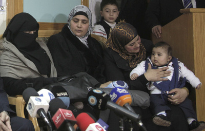 パレスチナ人受刑者の精液で人工授精、「さらに4件成功」