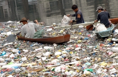 フィリピン政府、「地上で最も汚染された川」の浄化計画を発表