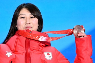 村瀬心椛に銅メダル授与 スノーボード女子ビッグエア、北京冬季五輪