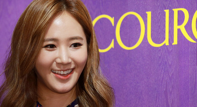 SNSDのユリら、アートプロジェクトのイベントに出席 ソウル