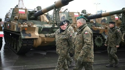 動画:ポーランド、韓国から購入の戦車と自走砲を受領