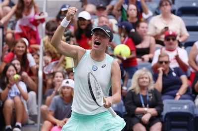 シフィオンテクが全米OP8強入り ポーランド女子選手では史上初