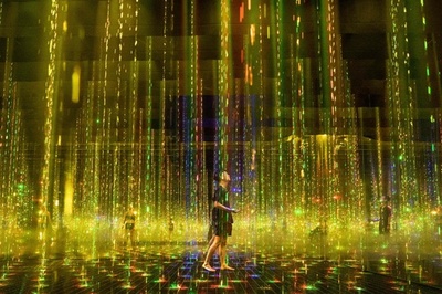 アートとサウナの展覧会、六本木に今月オープン