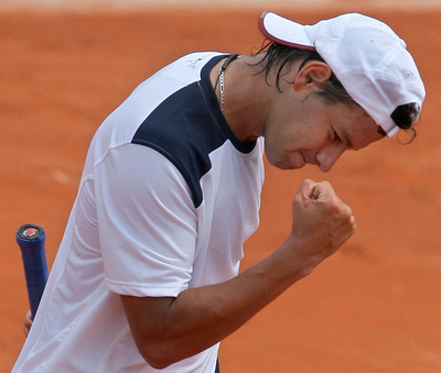 デコウド フルセットでロクス下し2回戦へ