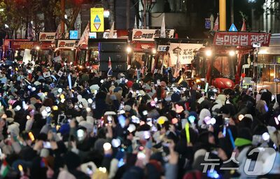 「アンチ尹大統領」集会で女性を狙う“杖男”…問題行動は十数年、改めて注意喚起