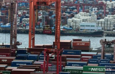 初めて日本を超える可能性…韓国の上半期輸出額、過去2番目の高さ