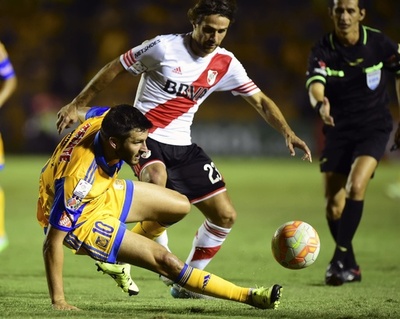 ティグレスとリーベルの第1戦はスコアレスドロー、リベルタドーレス杯