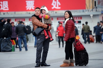 中国「2人目」の子どもの希望申請、予想下回る