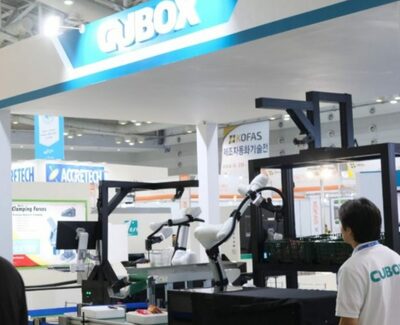 購入した物、倉庫から自動で取り出し、箱に入れるロボット…韓国のAI映像認識企業が物流システム公開