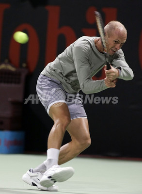<男子テニス・カタール・エクソン・モービル・オープン 2007>ダビデンコ ヒュンタクを降し2回戦へ カタール 写真30枚 ファッション