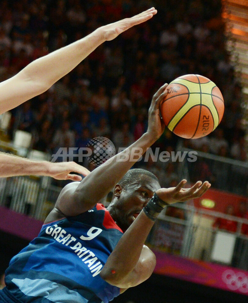 米国がナイジェリアに大勝、スペインとロシアは1次リーグ突破