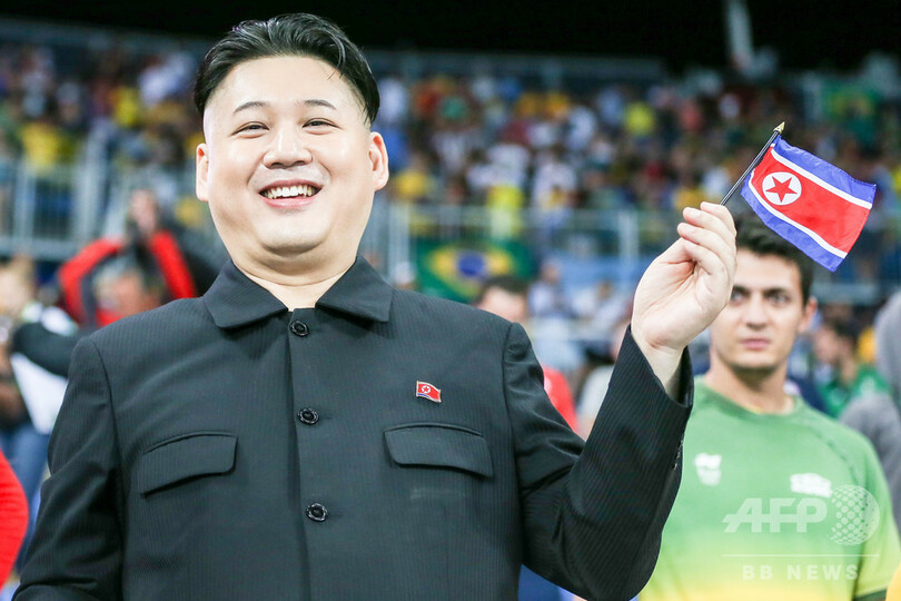 【写真特集】雰囲気はまるで本物、金正恩氏のそっくりさん「ハワードX」