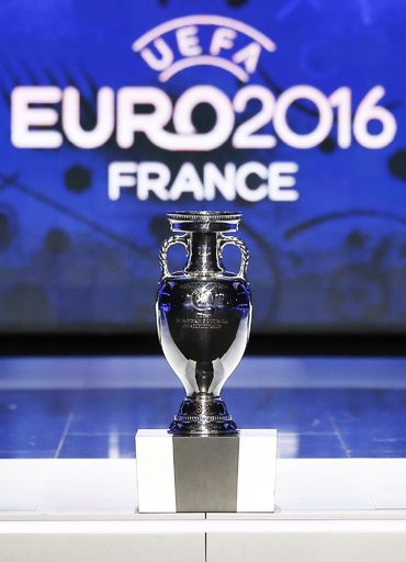 サッカー欧州選手権16予選の組み合わせが決まる 写真2枚 国際ニュース Afpbb News