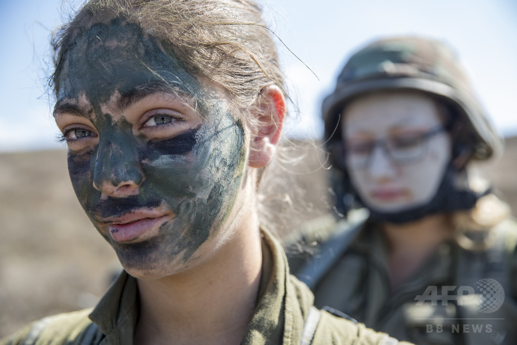 戦闘部隊に女性増加中、中東最強イスラエル軍「男女混成部隊」 写真6枚 国際ニュース：afpbb News