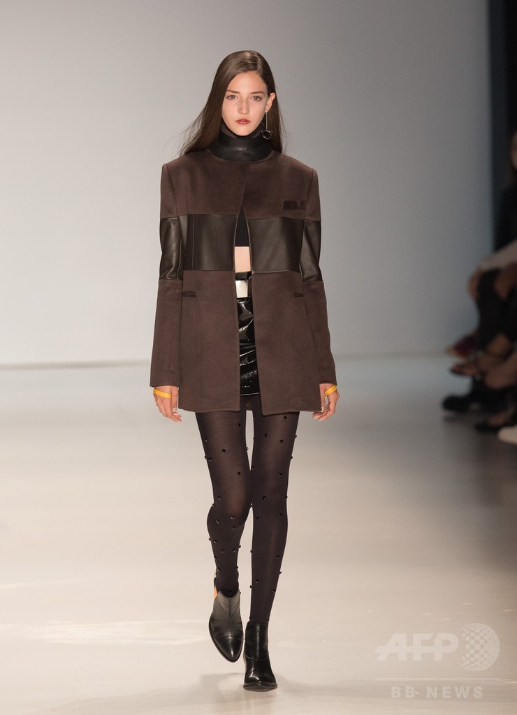 ドナテラ・ヴェルサーチもコレクション発表、「サンパウロ・ファッション・ウィーク」開催