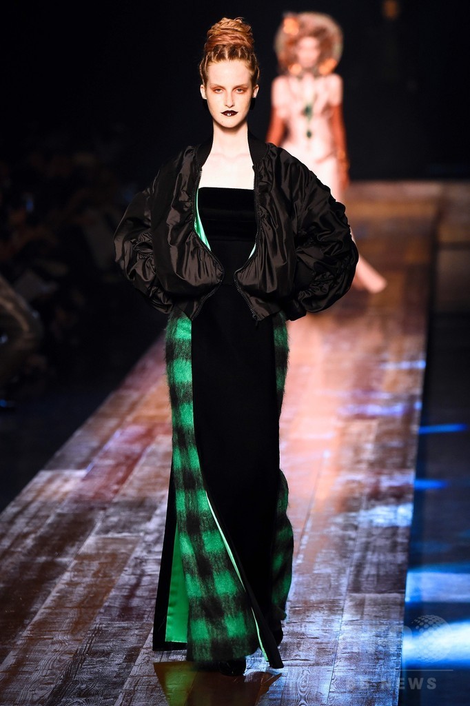 「ジャンポール・ゴルチエ」16/17年秋冬パリ・オートクチュール