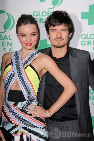 ミランダ・カーの息子フリン君、豪『ヴォーグ』に登場