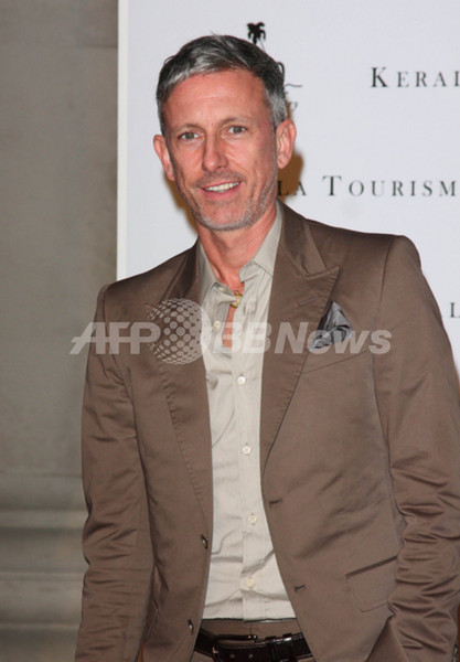 パトリック・コックス、スイーツショップ展開について語る