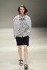 15年春夏「メルセデス・ベンツ ファッション・ウィーク 東京（Mercedes-Benz Fashion Week TOKYO）」で新作を発表したミスター・ジェントルマン（MR.GENTLEMAN）（2014年10月18日撮影）。(c)AFPBB News/JFWO/MBFWT