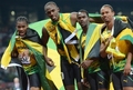ロンドン五輪は11日、オリンピックスタジアム（Olympic Stadium）で陸上男子4×100メートルリレー決勝が行われ、ジャマイカが世界新記録の36秒84で金メダルを獲得した。

勝利に歓喜するジャマイカの（左から）ヨハン・ブレイク（Yohan Blake）、ウサイン・ボルト（Usain Bolt）、ネスタ・カーター（Nesta Carter）、マイケル・フレイター（Michael Frater、2012年8月11日撮影）。(c)AFP/ERIC FEFERBERG