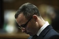 南アフリカの首都プレトリア（Pretoria）の裁判所に出廷したオスカー・ピストリウス（Oscar Pistorius）被告（2014年5月14日撮影）。(c)AFP/GIANLUIGI GUERCIA