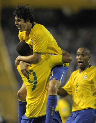 ブラジル アルゼンチンを下し本大会出場を決める、W杯予選